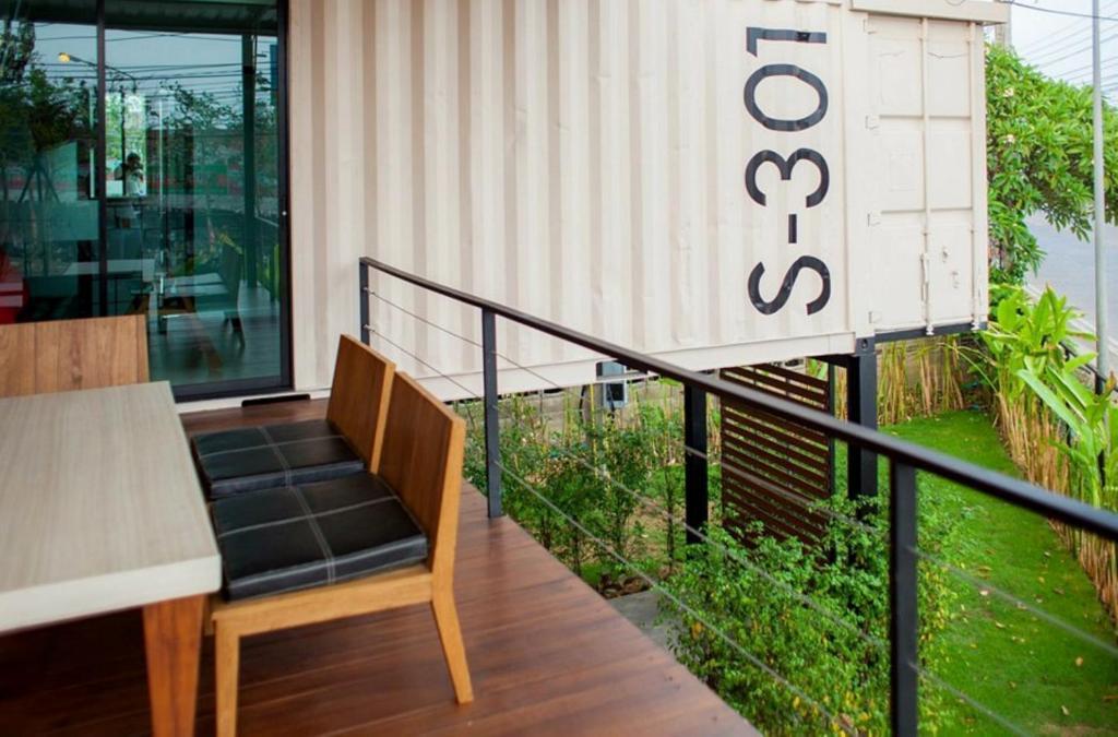 Sleepbox Chiangmai Hotel Chiang Mai Extérieur photo