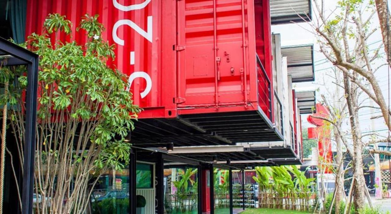 Sleepbox Chiangmai Hotel Chiang Mai Extérieur photo